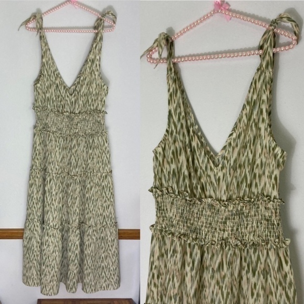 Pinch tiered maxi dress size L